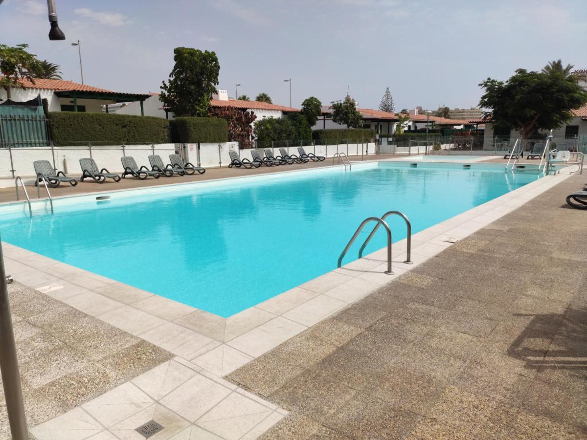 Bungalow With Private Garden Nex To Yumbo Center Maspalomas (Gran Canaria) Exterior photo