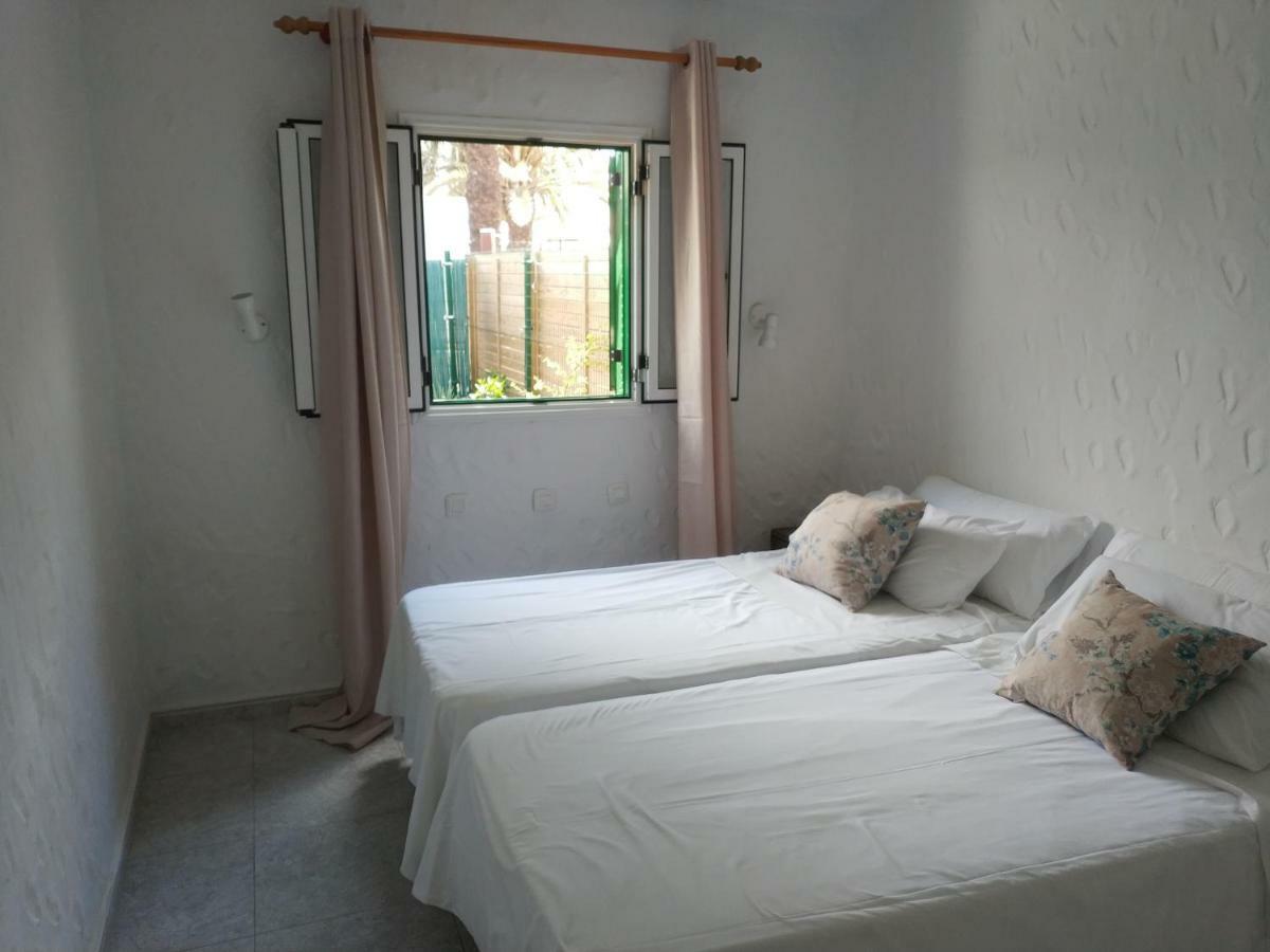Bungalow With Private Garden Nex To Yumbo Center Maspalomas (Gran Canaria) Exterior photo